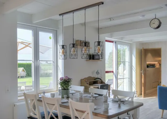 Holiday home Cuylehoeve Leffinge